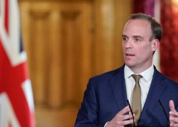 Reino Unido extiende 3 semanas más la cuarentena tras 861 muertes en 24 hora por Covid-19