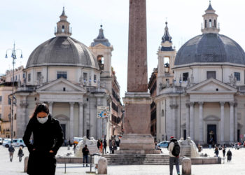 Italia supera 20 mil muertes por Covid-19