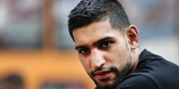 Amir Khan tiene su teoría: “El coronavirus es un invento del hombre”
