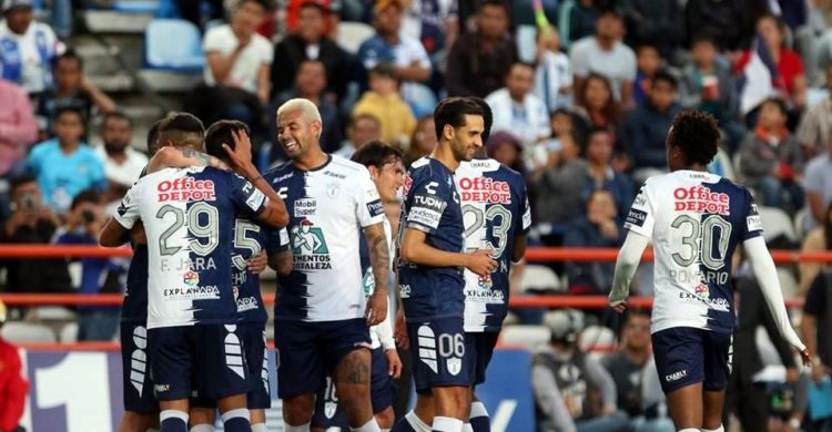 Cubrebocas, cortesía del Grupo Pachuca