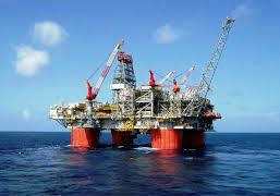 Pemex extrema medidas tras 13 casos sospechosos a Covid-19 en plataforma