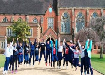 NY cierra colegios públicos por el resto del año escolar