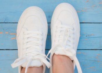 ¿Es necesario quitarnos los zapatos al llegar a casa?