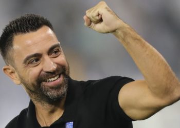 Xavi se suma a la lucha contra el COVID-19 y dona dinero a Hospital en Barcelona.