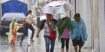 Alertan por posible lluvia intensa