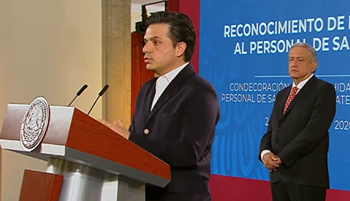 Alistan registro de médicos y enfermeras para condecoración