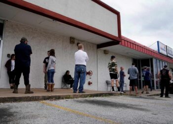 Advierte Gobierno de EU que desempleo por COVID-19 empeorará