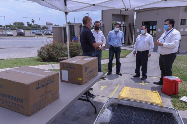 Dona Maquiladora MAG Specialties 4 mil cubrebocas al Ayuntamiento 