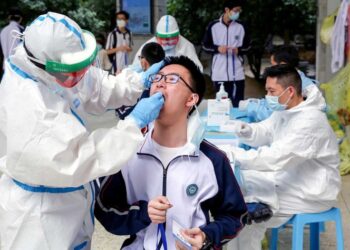 Ordena China pruebas de Covid-19 para todos en Wuhan