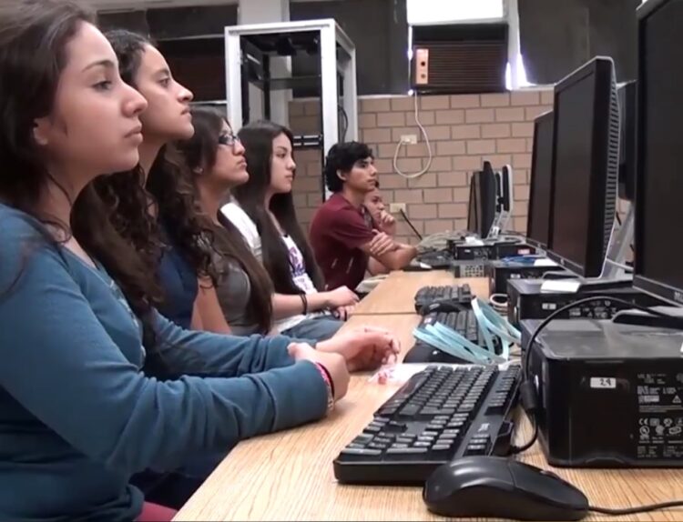 Imparte la UAT en Reynosa Ingeniería en Sistemas de Producción