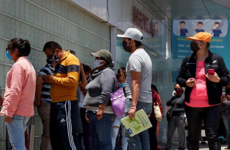 Pierde México 700 mil empleos, en pandemia: IMSS