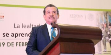 Recibirán maestros estímulos por 30 y 40 años de servicio 