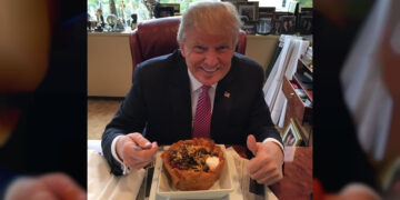 Trump celebra el Cinco de Mayo y publica ¡Amo a los hispanos!