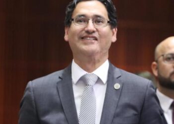 Dialoga Erasmo con la Asociación Mexicana de AFORES