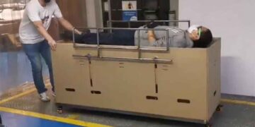 Diseñan en Colombia cama de cartón que se convierte en ataúd