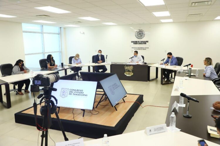 Piden a Ayuntamientos regular remuneraciones de servidores públicos 