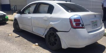 Choque deja cuantiosos daños y una persona lesionada
