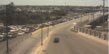 Hasta el 20 de mayo, el cruce de mexicanos con Visa Laser a EU