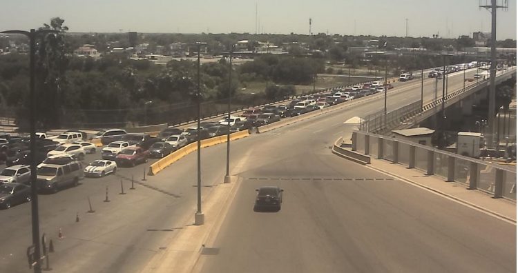 Hasta el 20 de mayo, el cruce de mexicanos con Visa Laser a EU