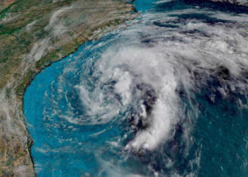 La tormenta tropical Arthur avanza hacia Carolina del Norte