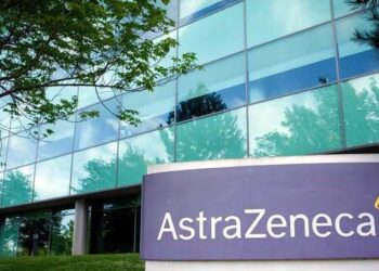Compañía farmacéutica AstraZeneca fabricará vacuna contra Covid-19