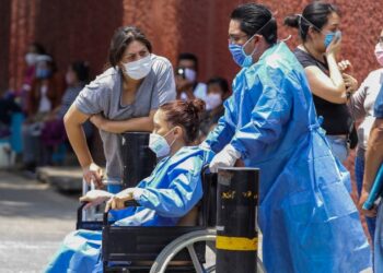 Sube a 56 mil 549 casos de  coronavirus en México