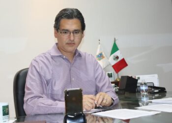 Erasmo González  participa en sesión a distancia de la Comisión Permanente del Congreso