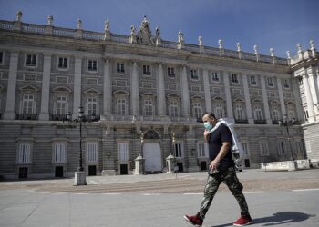 España alarga estado de alarma por covid-19 al 6 de Junio