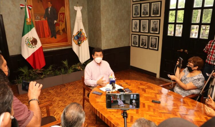 Compra de luminarias en base a ley y sin endeudar a Matamoros: Mario