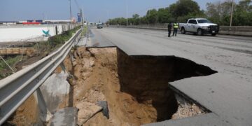 Mega-apagón en Nuevo Laredo, por tormenta