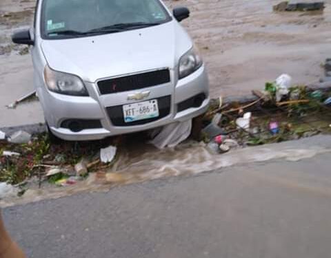 Tromba golpea con severidad a Nuevo Laredo