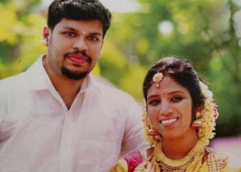 Mata a su esposa con una cobra para quedarse con la herencia