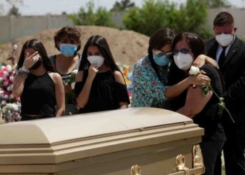 Más de mil mexicanos han muerto en Estados Unidos por coronavirus