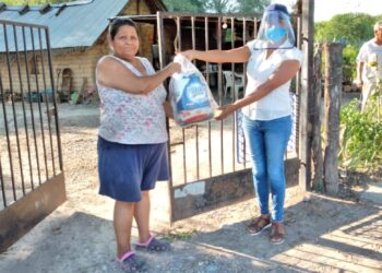 Antorchistas de Padilla reciben despensas