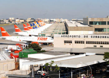 Prohibirá EU  viajes desde Brasil por Covid-19