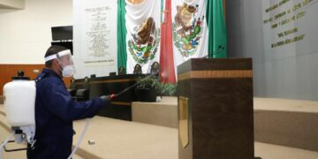 Sanitizan Congreso del Estado de Tamaulipas por tercera ocasión
