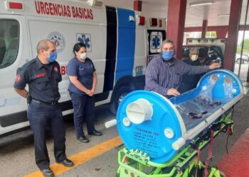 Donan a Protección Civil cápsula para pacientes con Covid-19