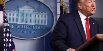 Prohibe Trump viajes a Estados Unidos desde Brasil