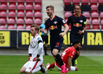 Werner mantiene al Leipzig en zona de Champions