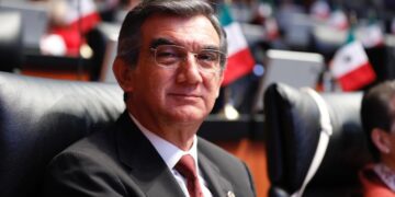 Rechaza Américo Villarreal tener el  COVID-19; no muestra prueba