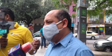 Pastor llama a quedarse en casa hasta que aminore la pandemia