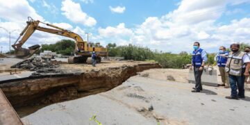 Reparan en N. Laredo carretera al  aeropuerto dañada por tormenta