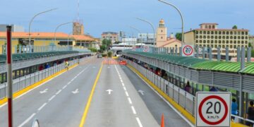 EU mantiene cerrado el Programa de Viajeros Confiable