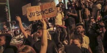 Continúan protestas por muerte de George Floyd en Minneapolis