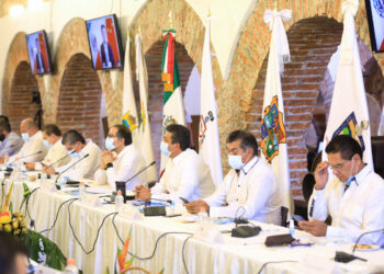 Gobernadores revelan no reciben aún fondos federales por Covid-19