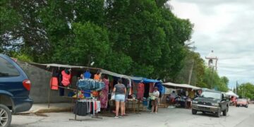 Ignoran cuarentena tianguistas del sector López Mateos de Victoria