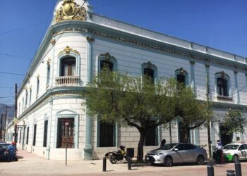 Pide alcalde de Victoria por oficio regreso de burócratas el 1 de junio