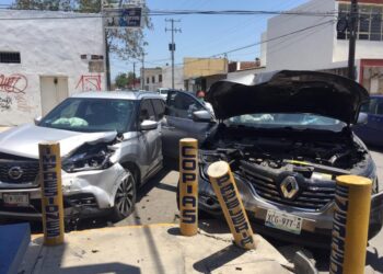 Dos lesionados en choque