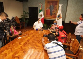 Cierran panteones municipales a visitantes, en Matamoros 