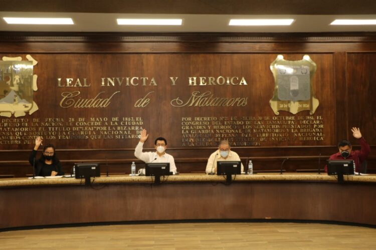 Mayoría del Cabildo da confianza a Mario López en compra de 5 mil luminarias